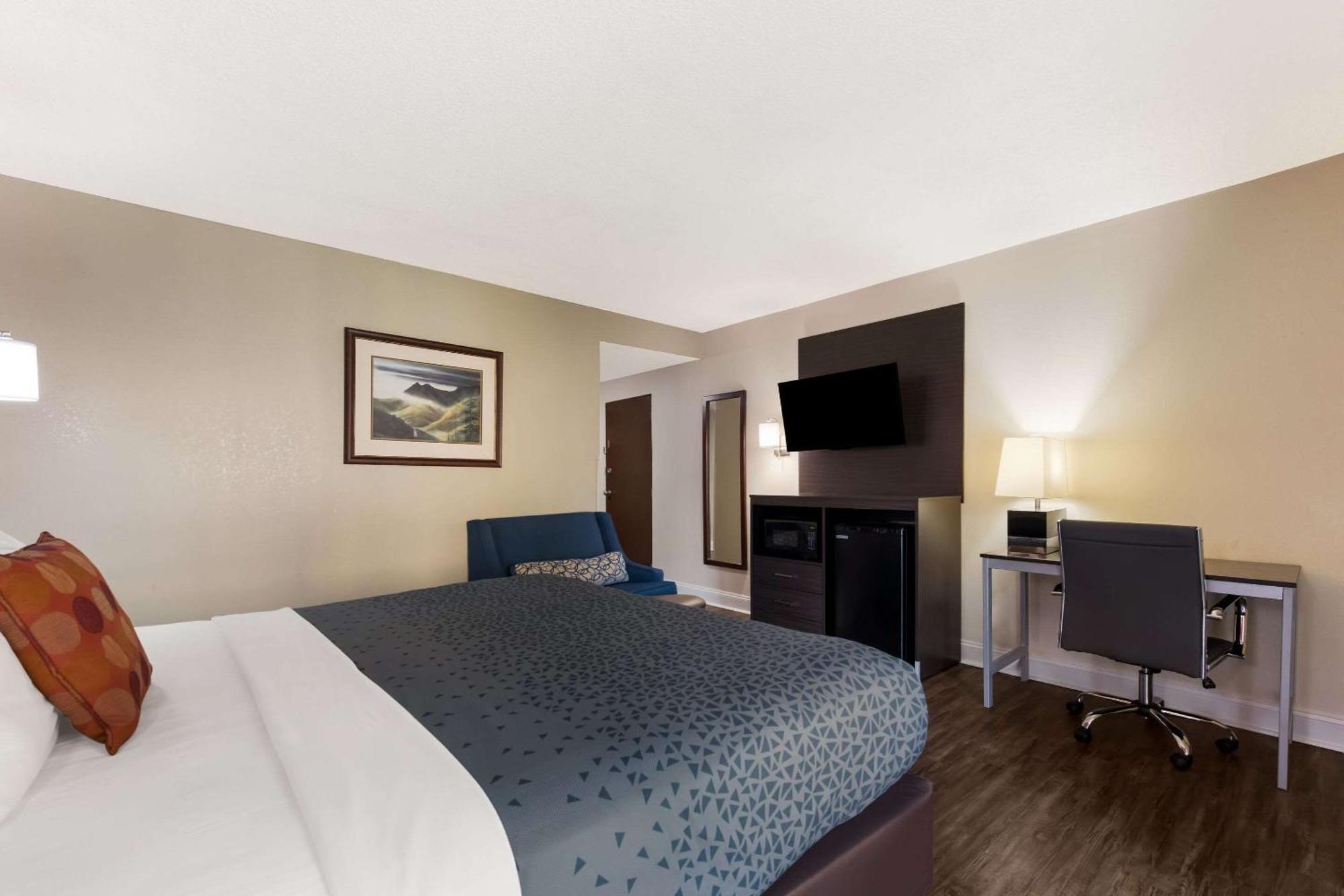 Econo Lodge Inn & Suites On The River Gatlinburg Ngoại thất bức ảnh